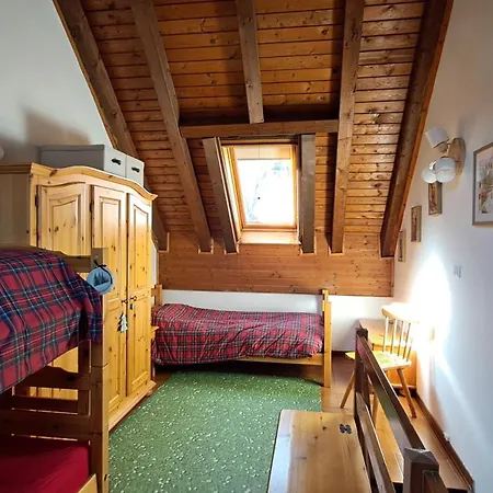 La Casa Degli Abeti Apartment *